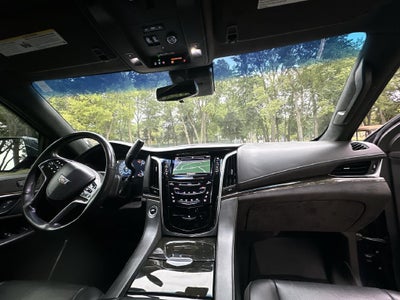 2019 Cadillac Escalade Platinum