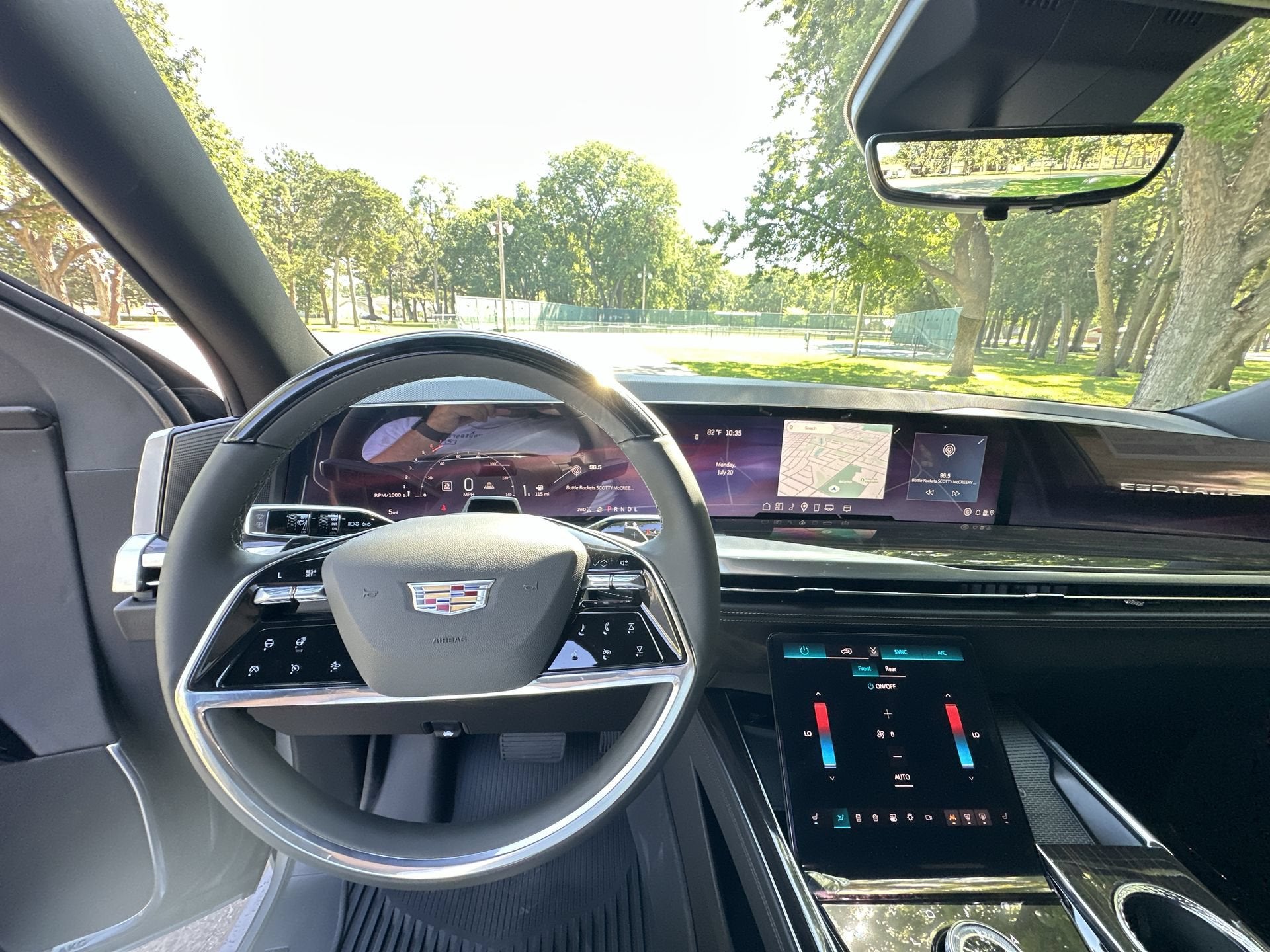 2026 Cadillac Escalade ESV Luxury