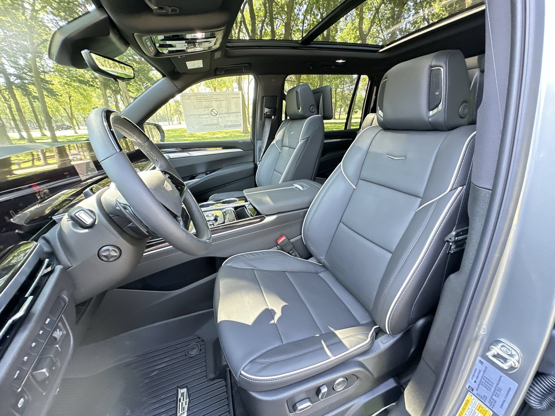 2026 Cadillac Escalade ESV Luxury