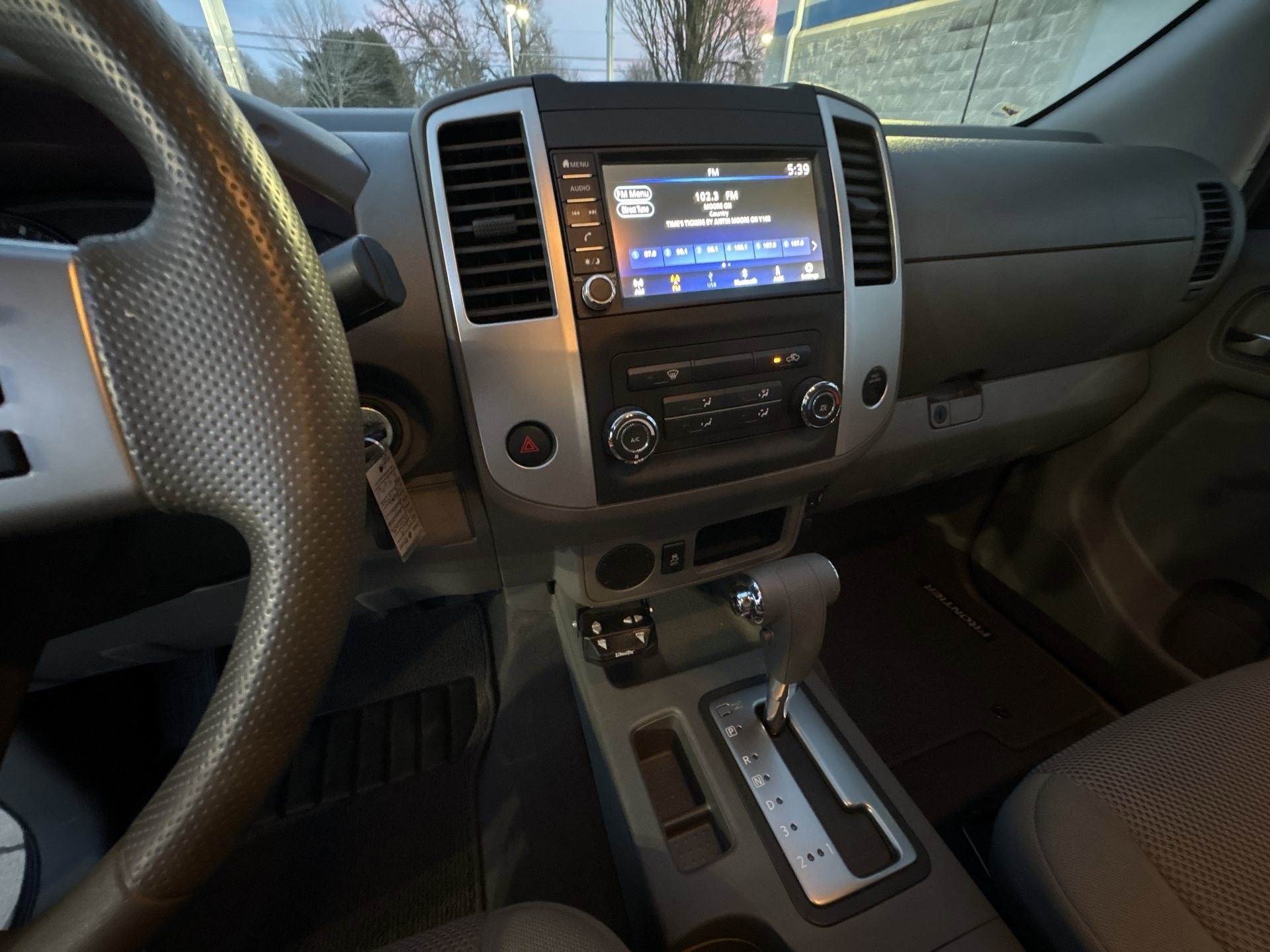 2019 Nissan Frontier SV