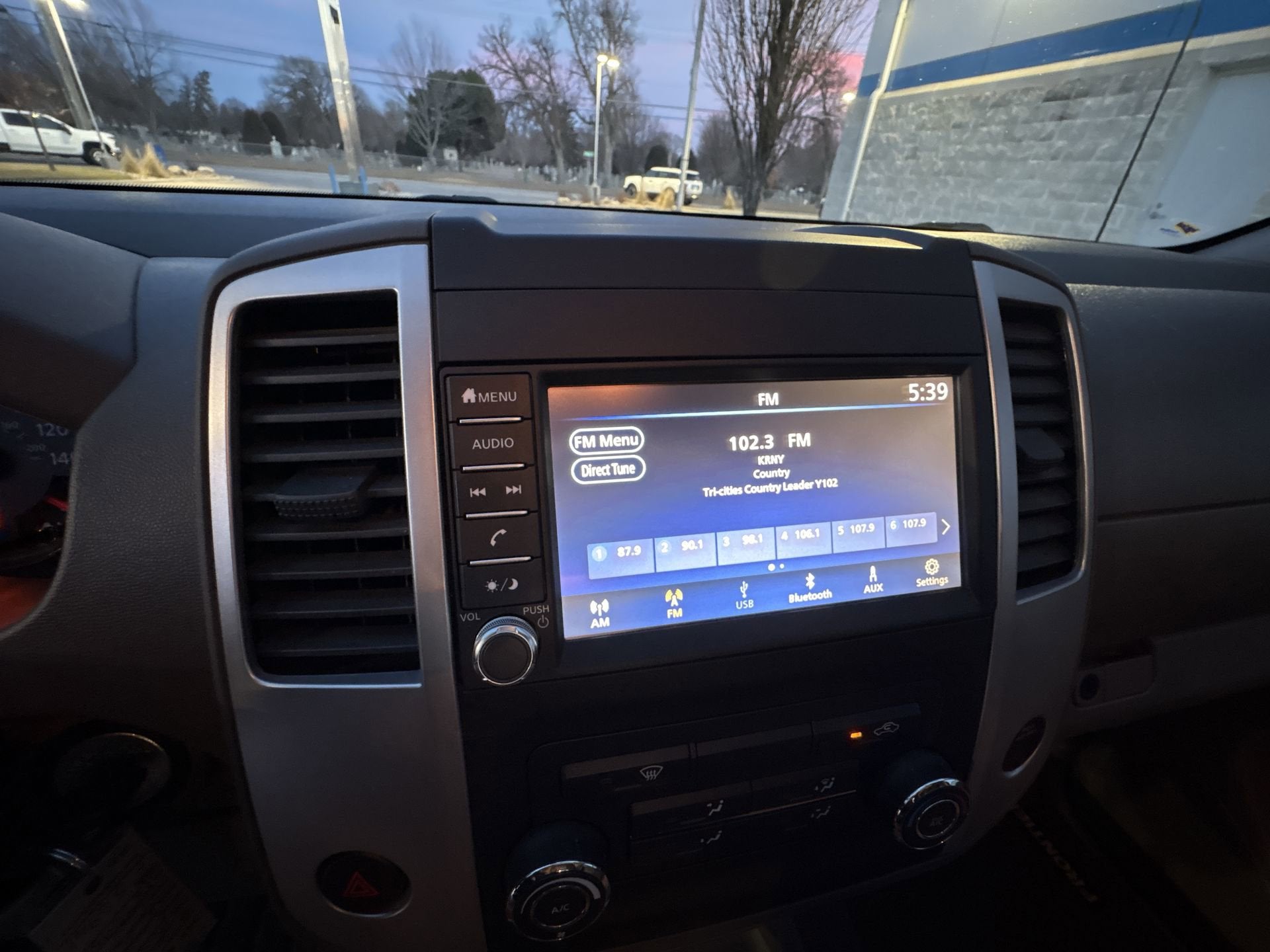 2019 Nissan Frontier SV