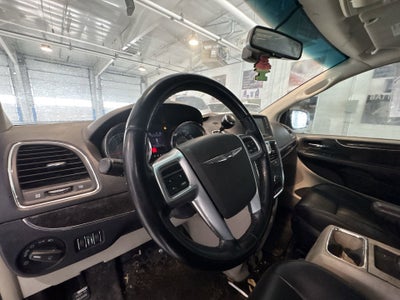 2011 Chrysler Town & Country Touring-L