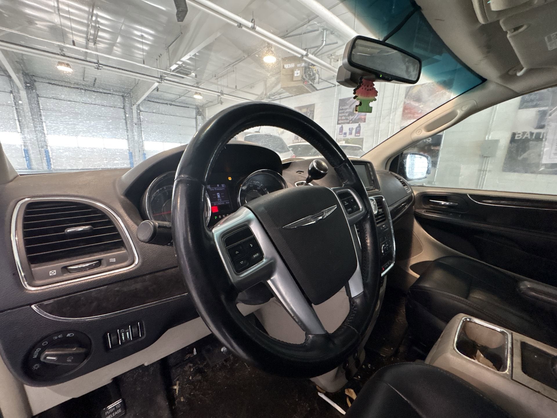 2011 Chrysler Town & Country Touring-L