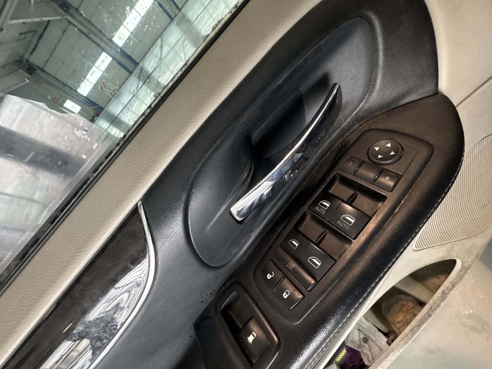 2011 Chrysler Town & Country Touring-L