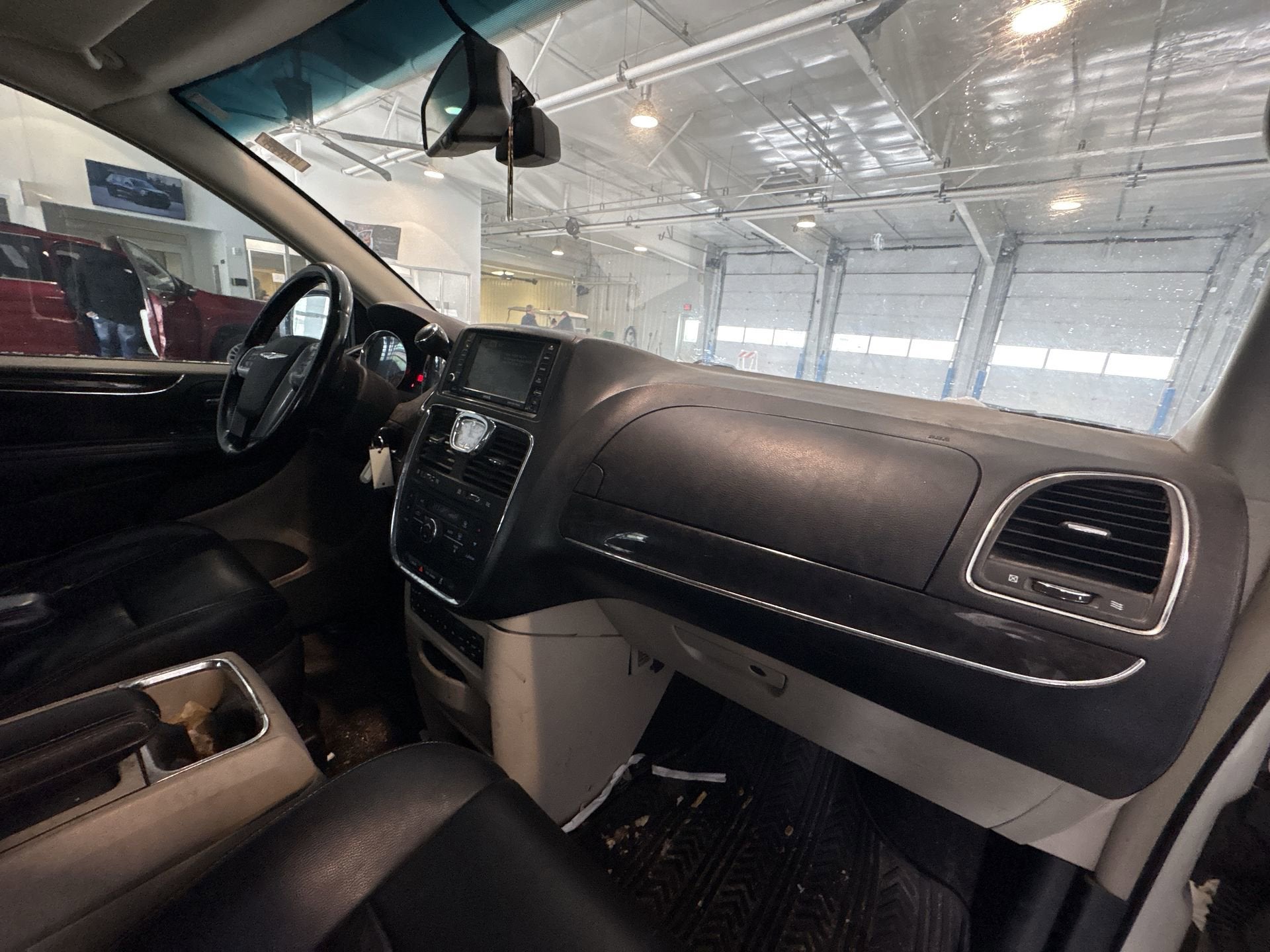 2011 Chrysler Town & Country Touring-L