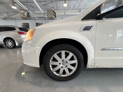 2011 Chrysler Town & Country Touring-L