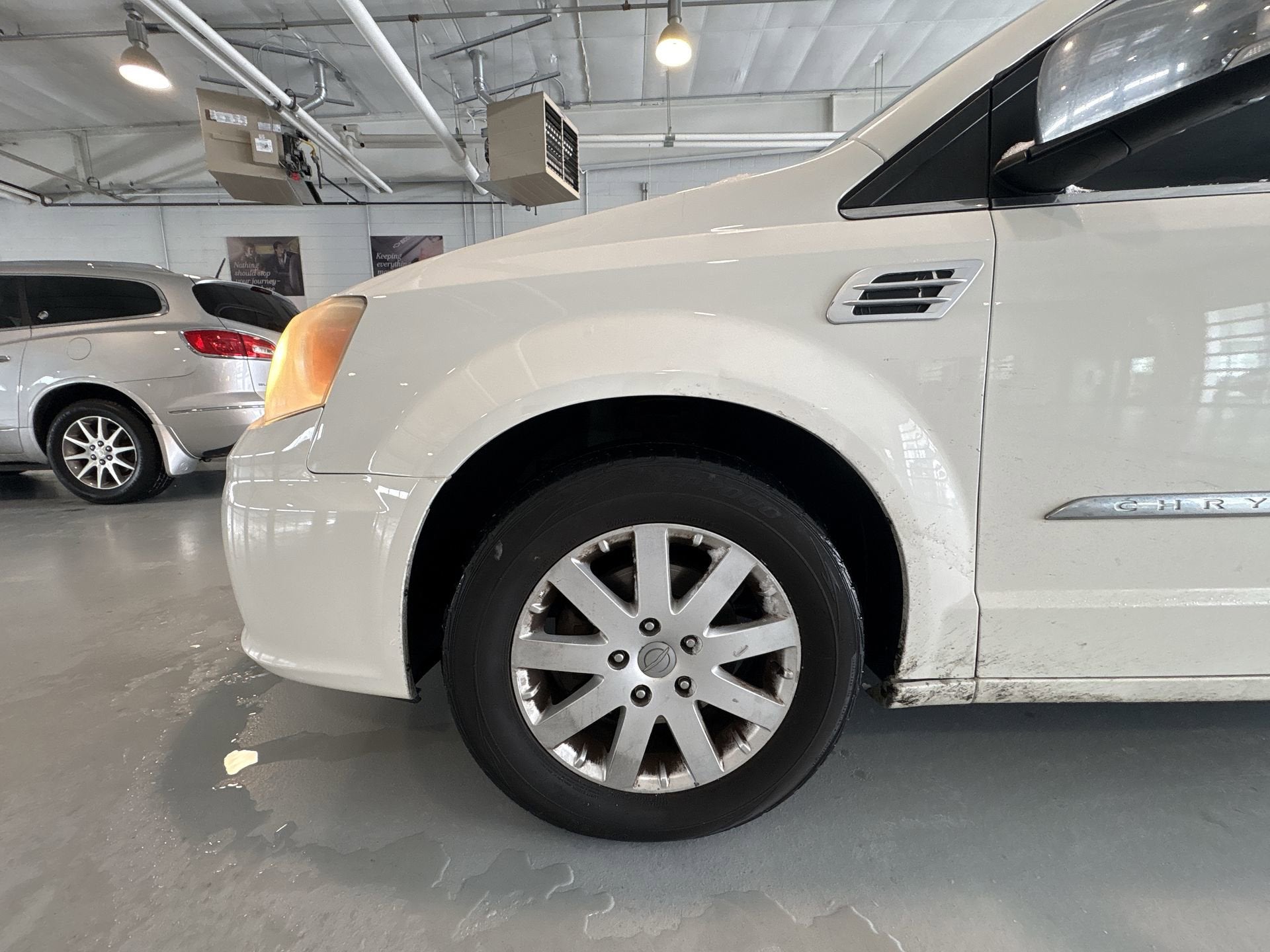 2011 Chrysler Town & Country Touring-L