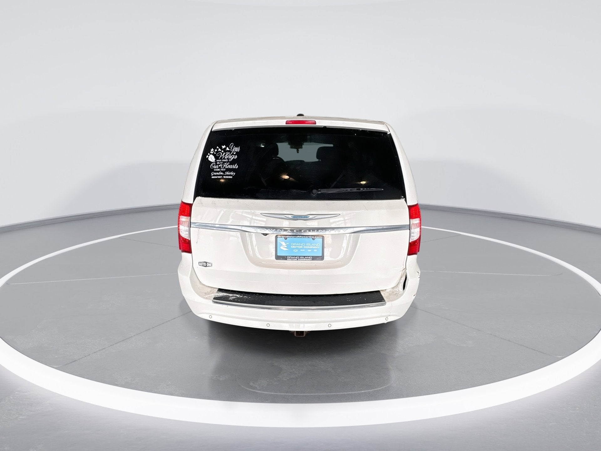 2011 Chrysler Town & Country Touring-L