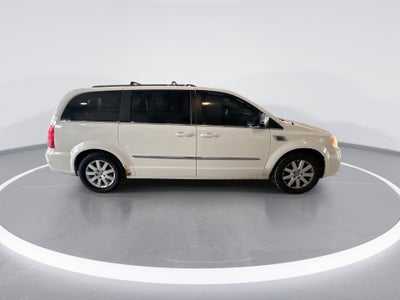 2011 Chrysler Town & Country Touring-L