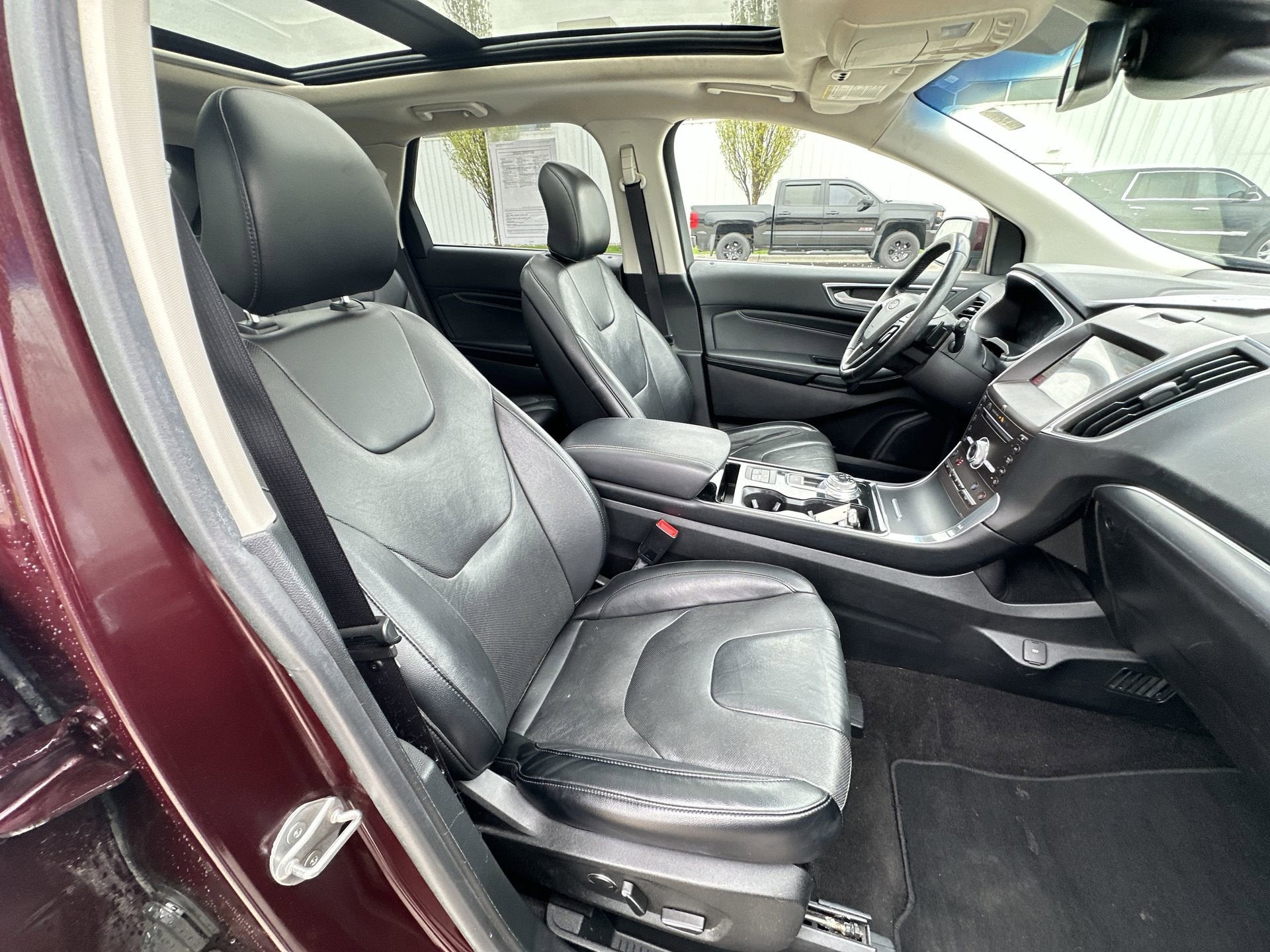 2019 Ford Edge Titanium