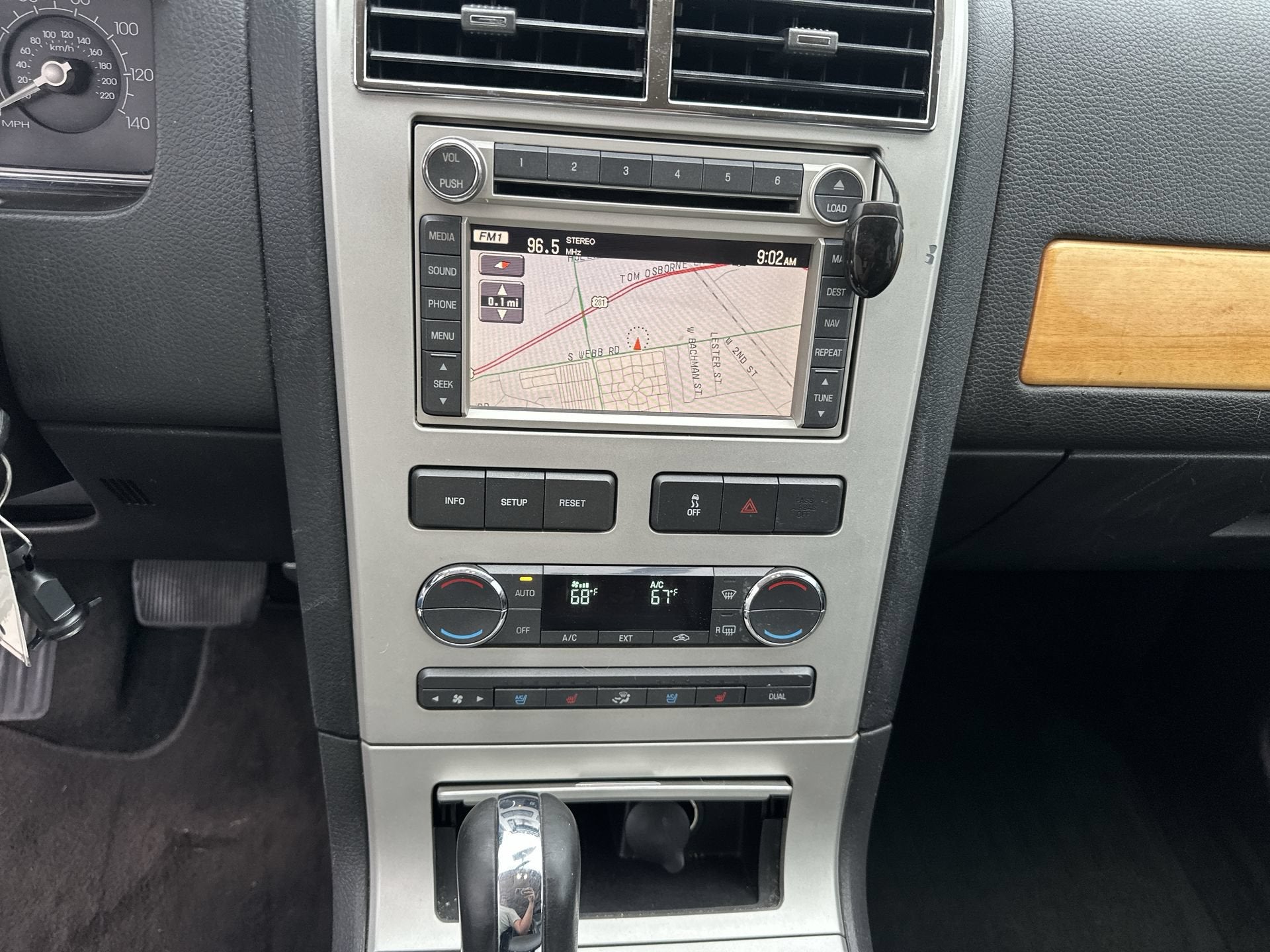 2008 Lincoln MKX Base