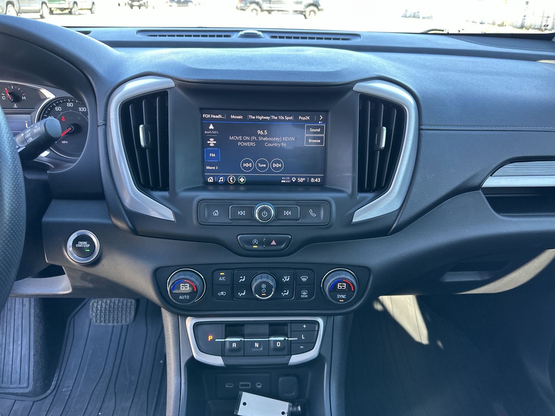 2023 GMC Terrain SLE