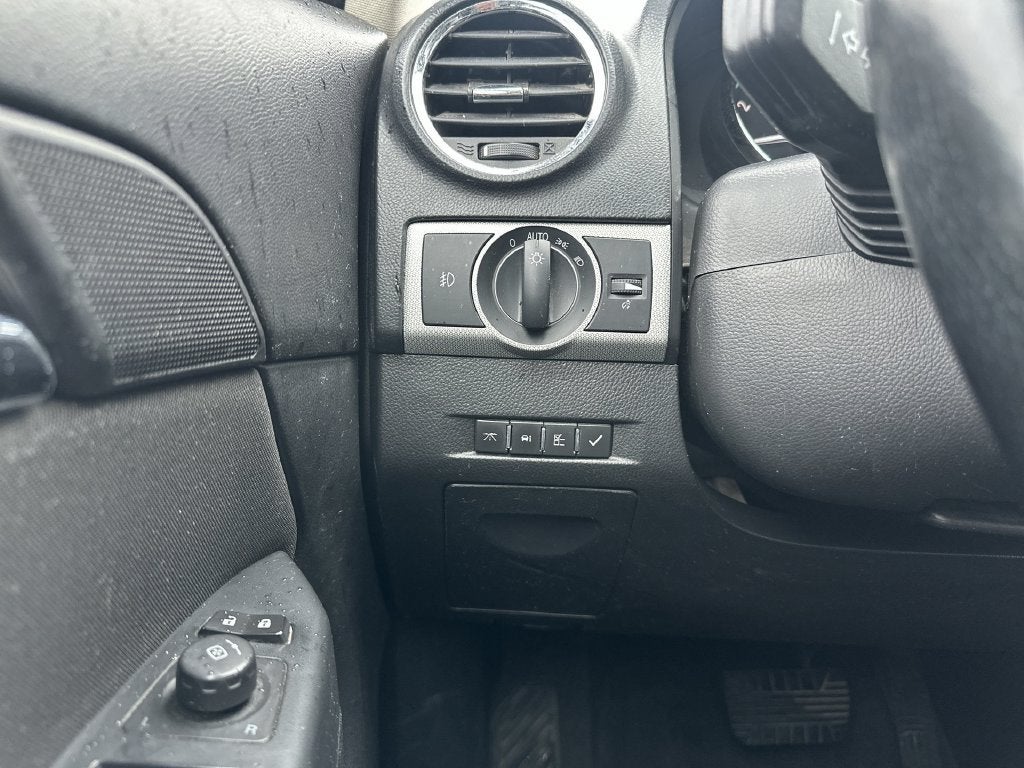 2012 Chevrolet Captiva LS w/2LS