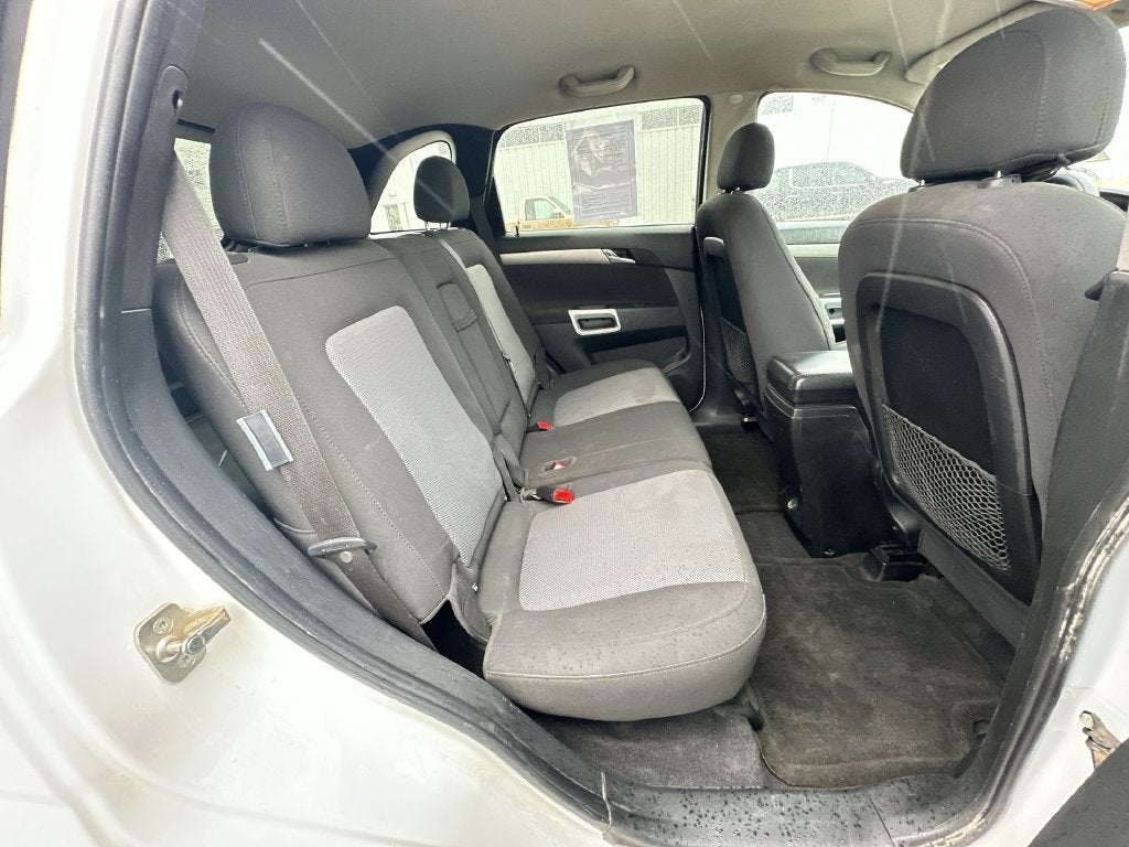 2012 Chevrolet Captiva LS w/2LS