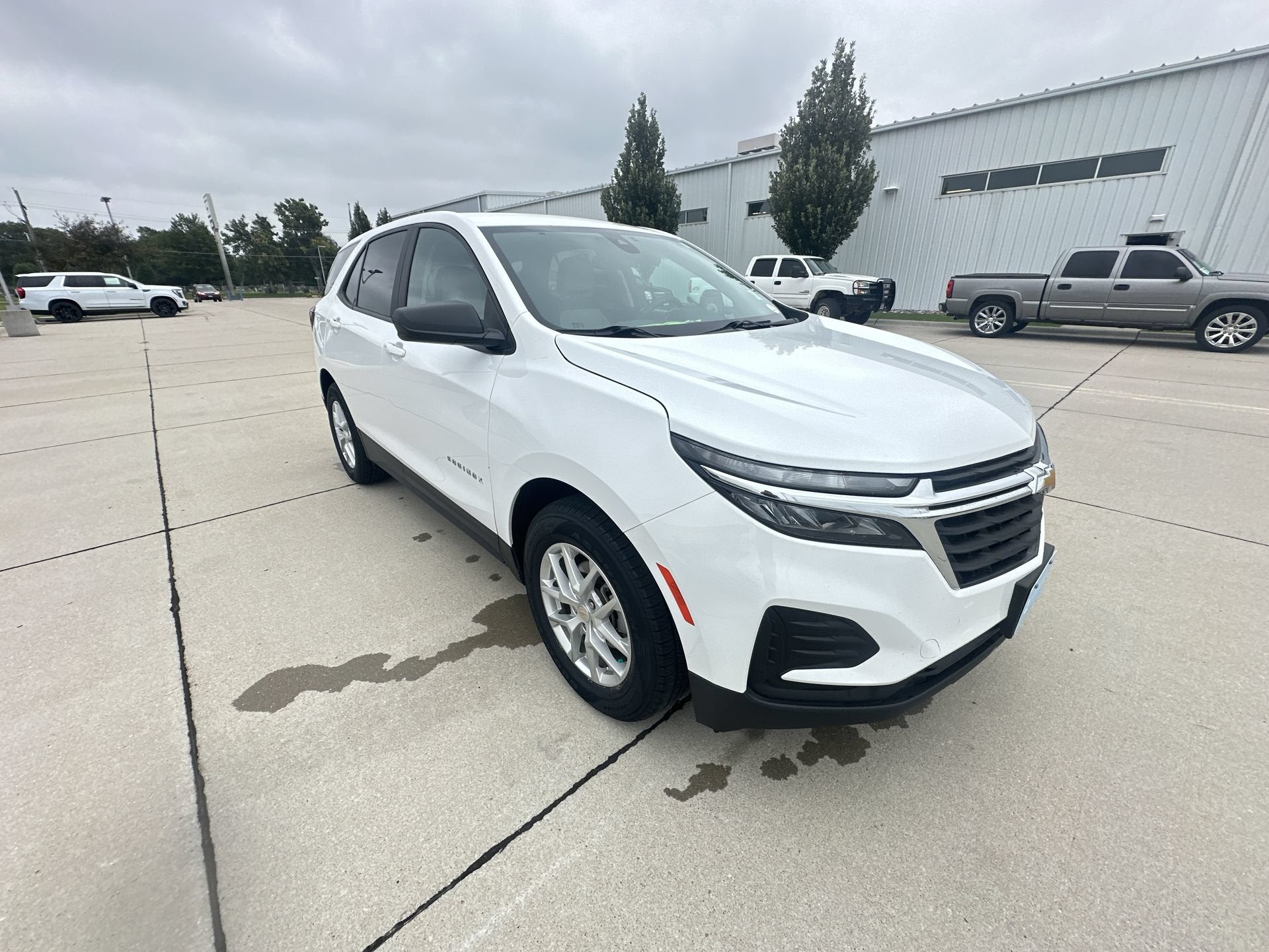 2024 Chevrolet Equinox LS