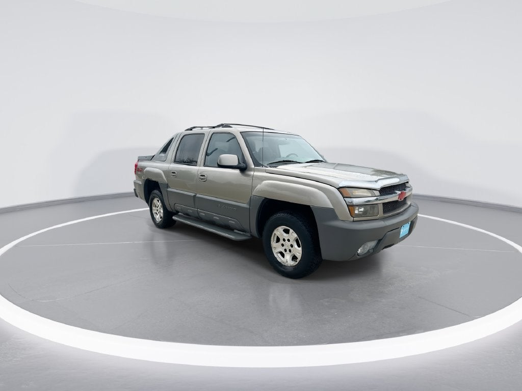 Used 2002 Chevrolet Avalanche Base with VIN 3GNEK13T32G281583 for sale in Grand Island, NE