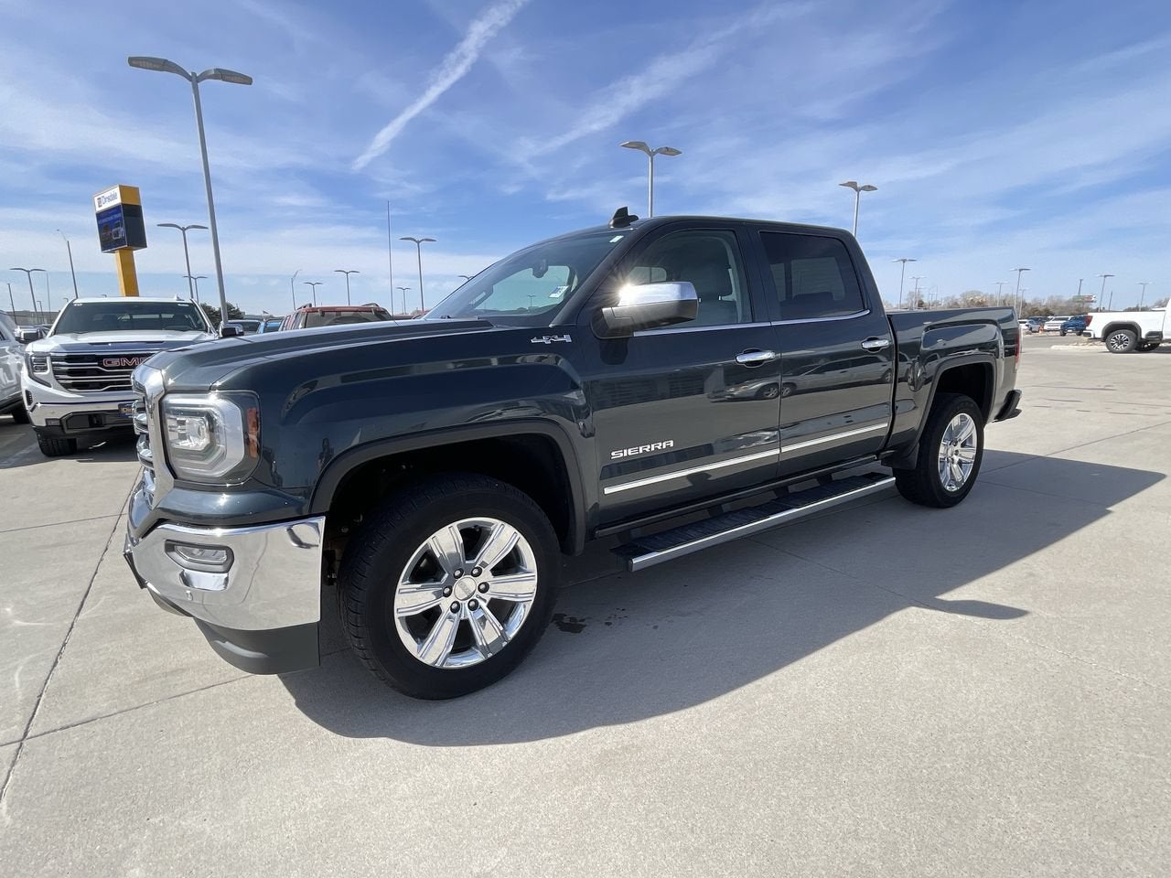 2017 GMC Sierra 1500 SLT