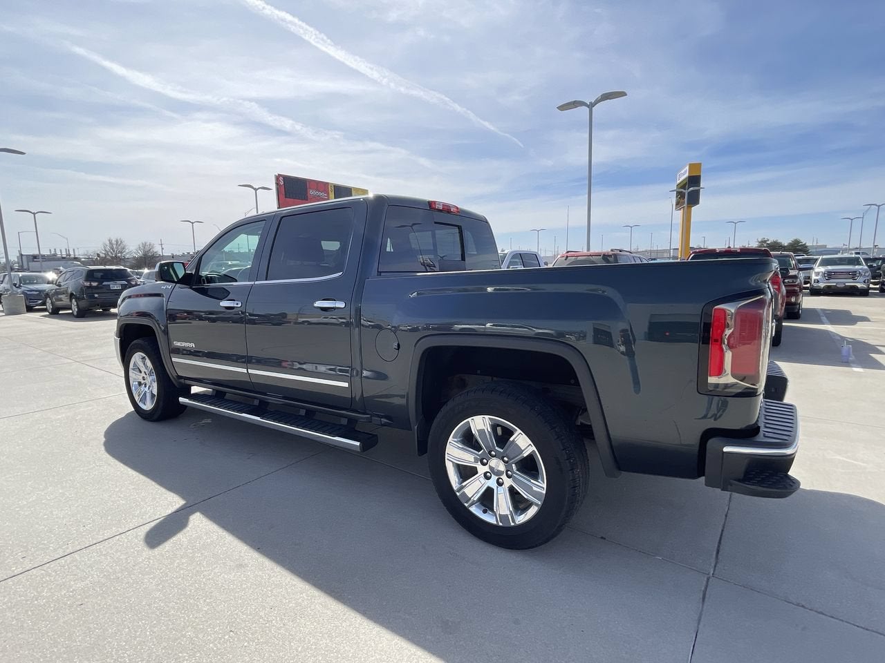 2017 GMC Sierra 1500 SLT