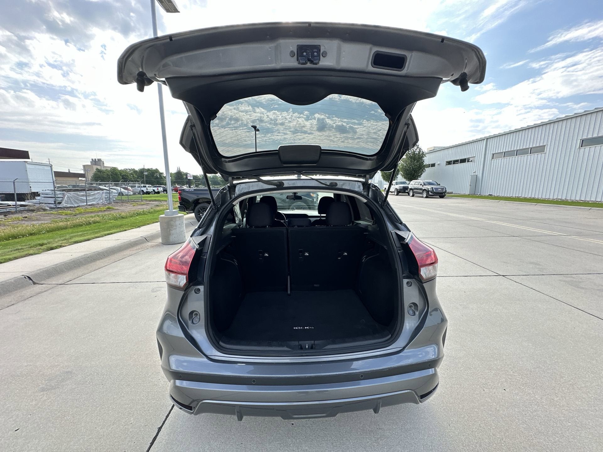 2021 Nissan Kicks SV
