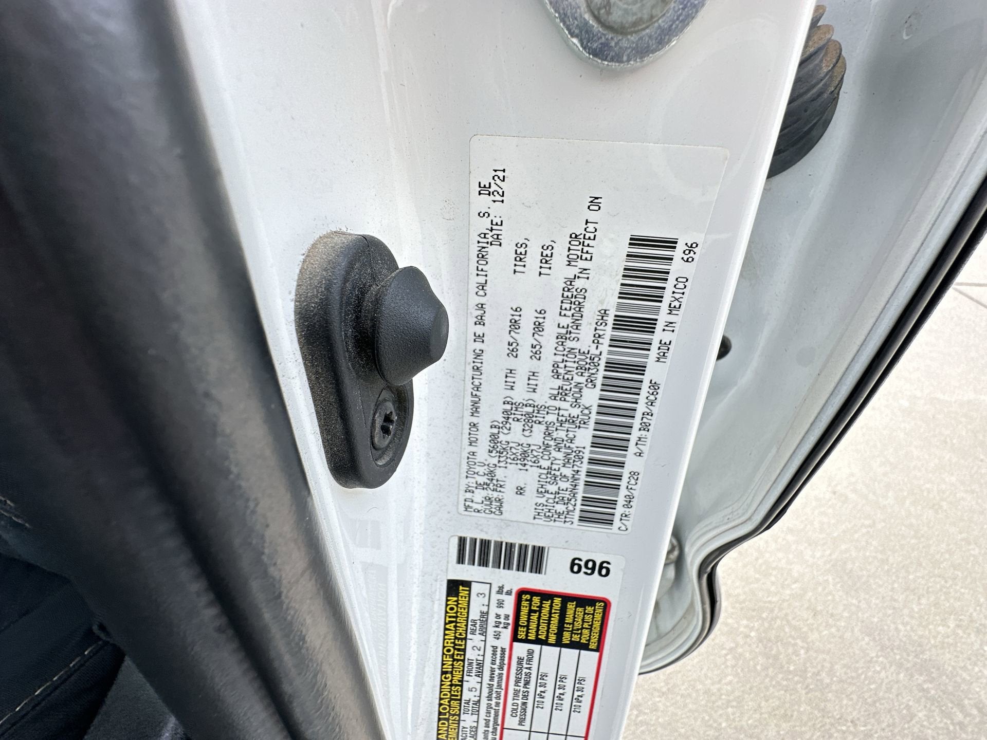 2022 Toyota Tacoma 4WD SR