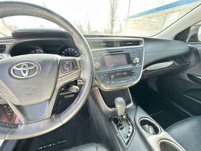 2013 Toyota Avalon XLE