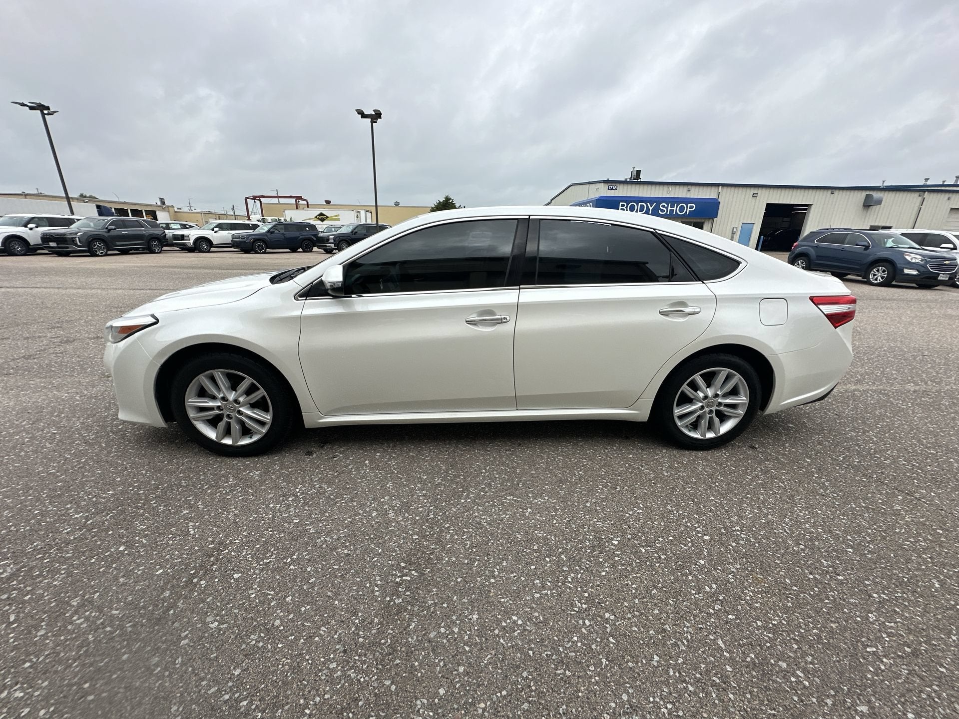 2014 Toyota Avalon XLE