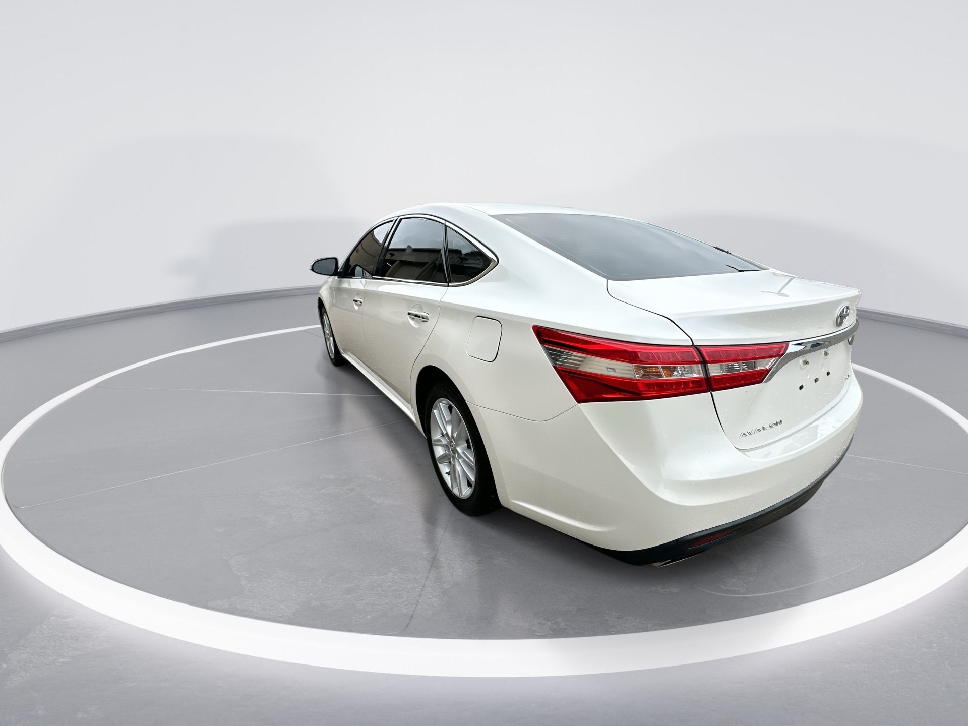 2014 Toyota Avalon XLE