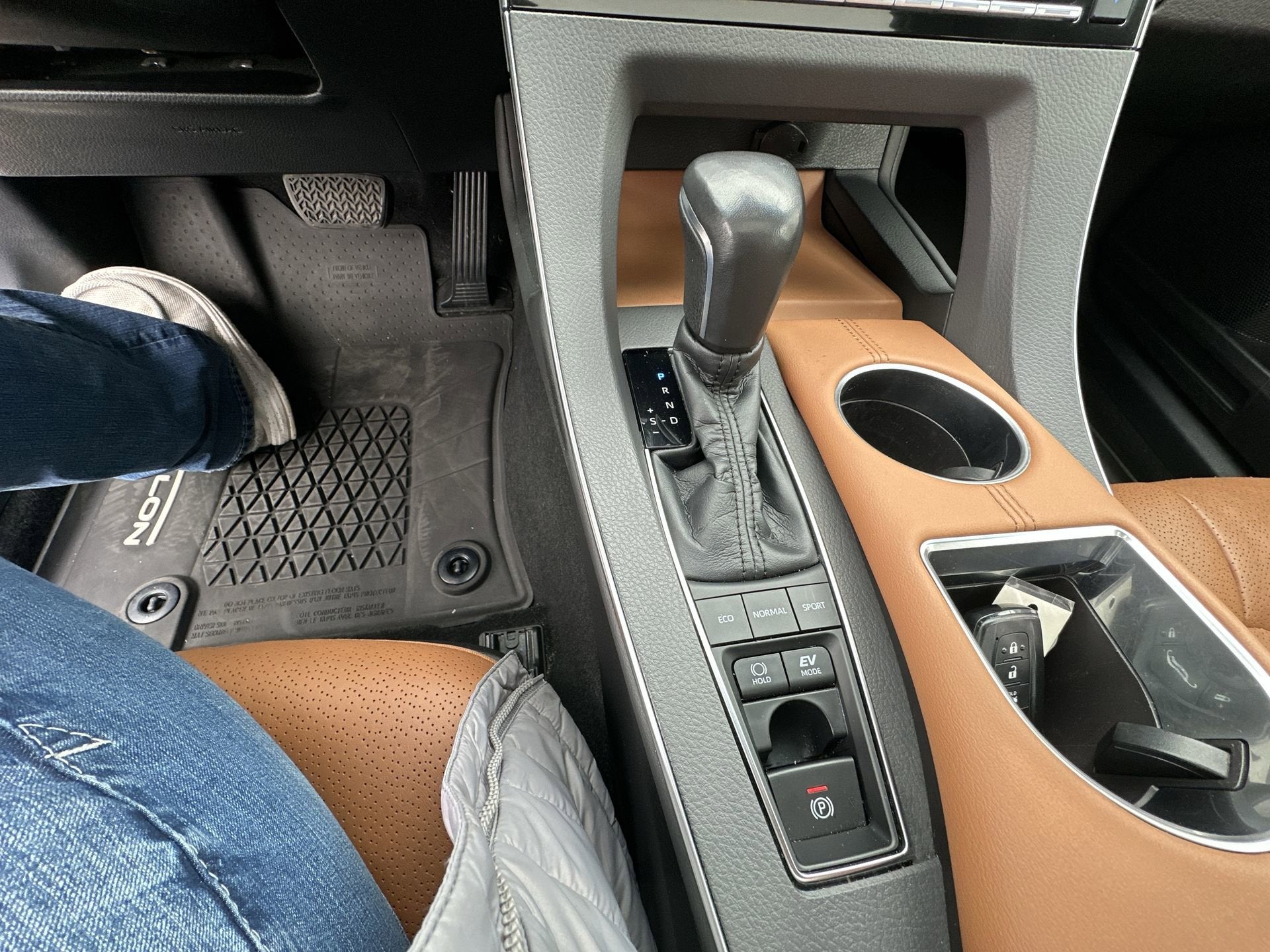 2020 Toyota Avalon Hybrid Limited