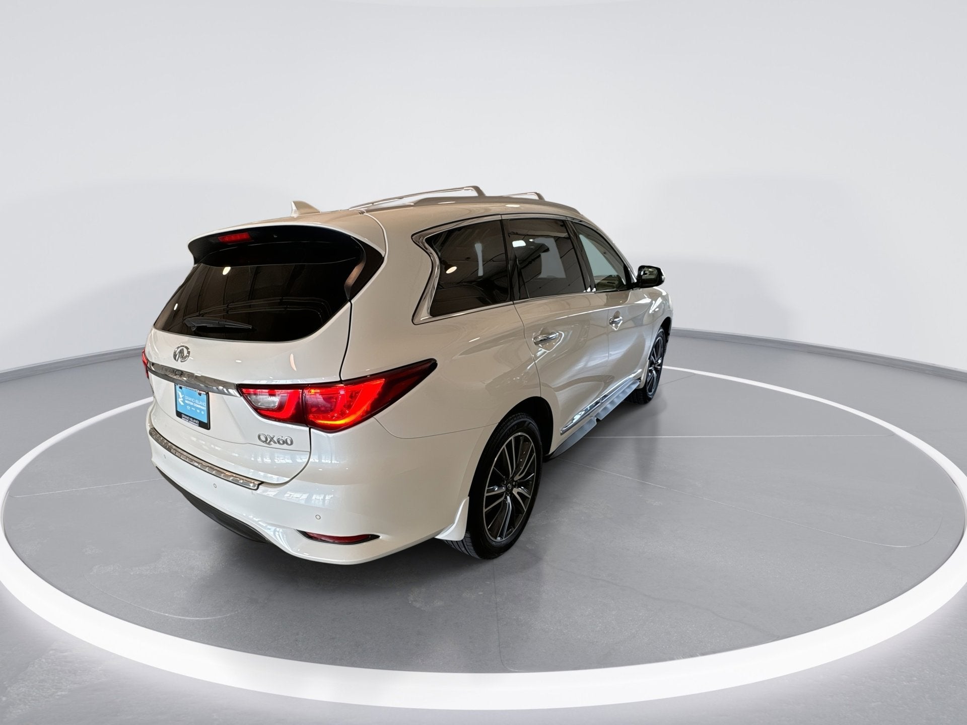 2019 INFINITI QX60 LUXE