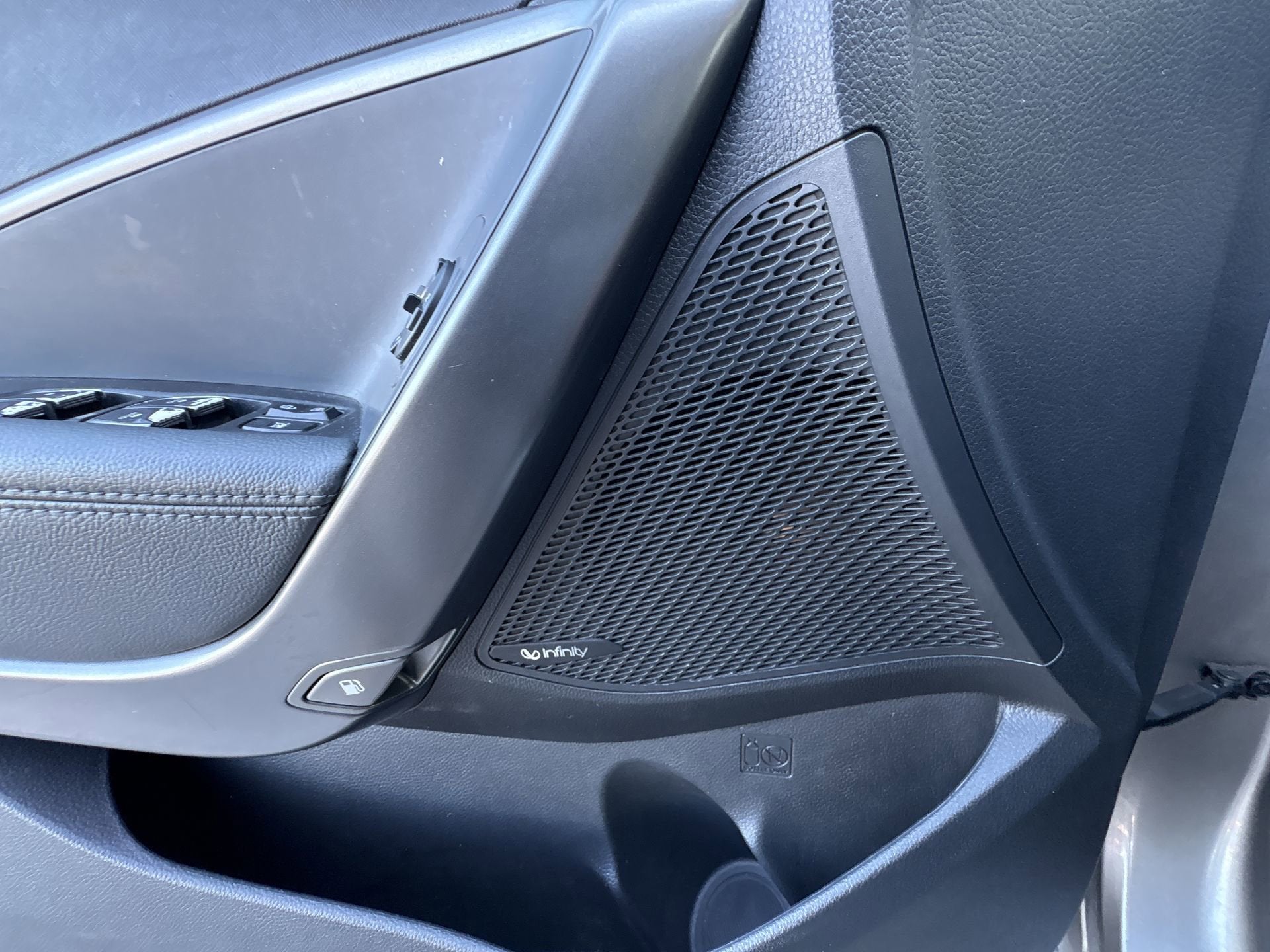 2018 Hyundai Santa Fe Sport 2.0T Ultimate