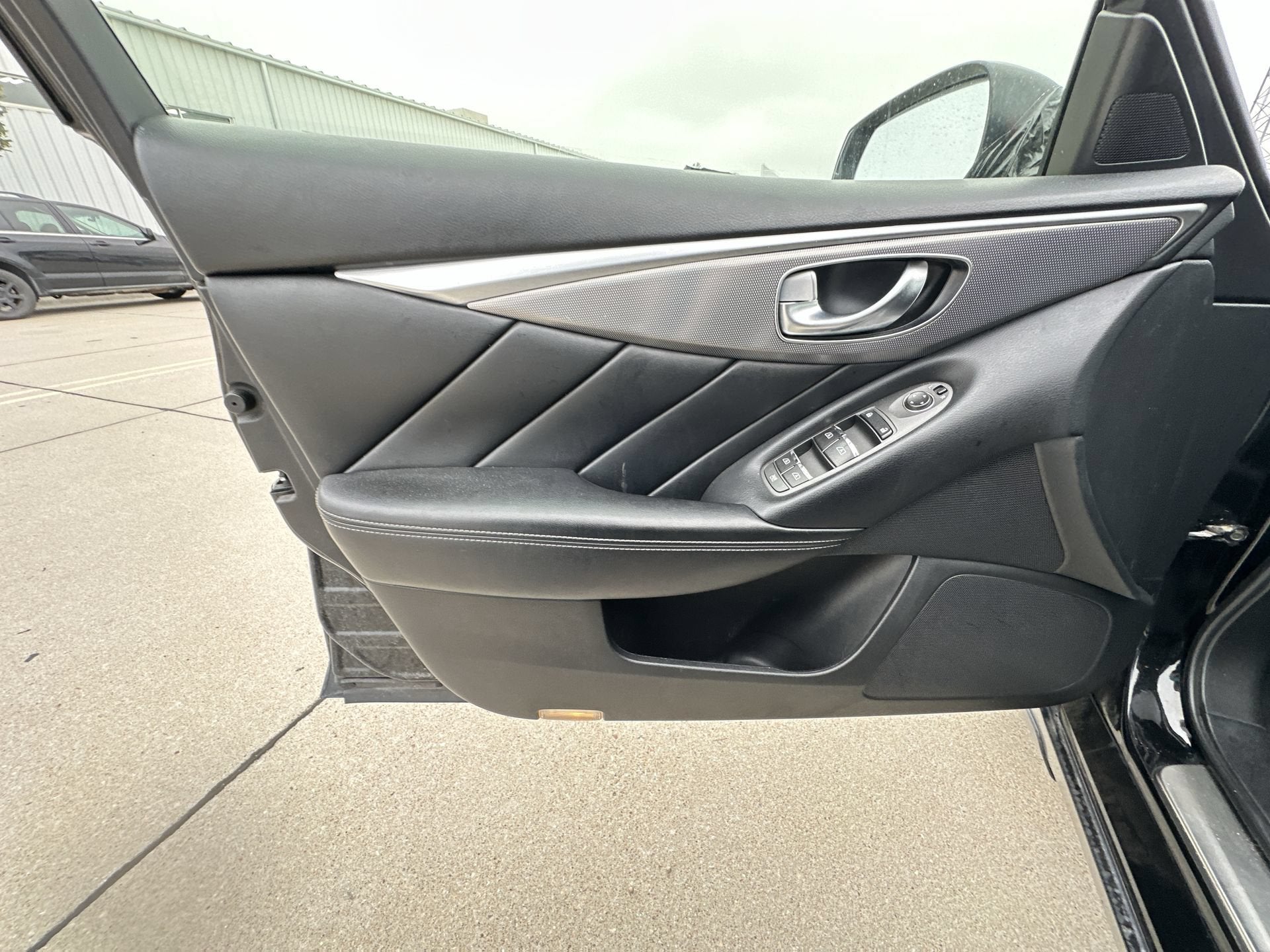 2015 INFINITI Q50 Premium