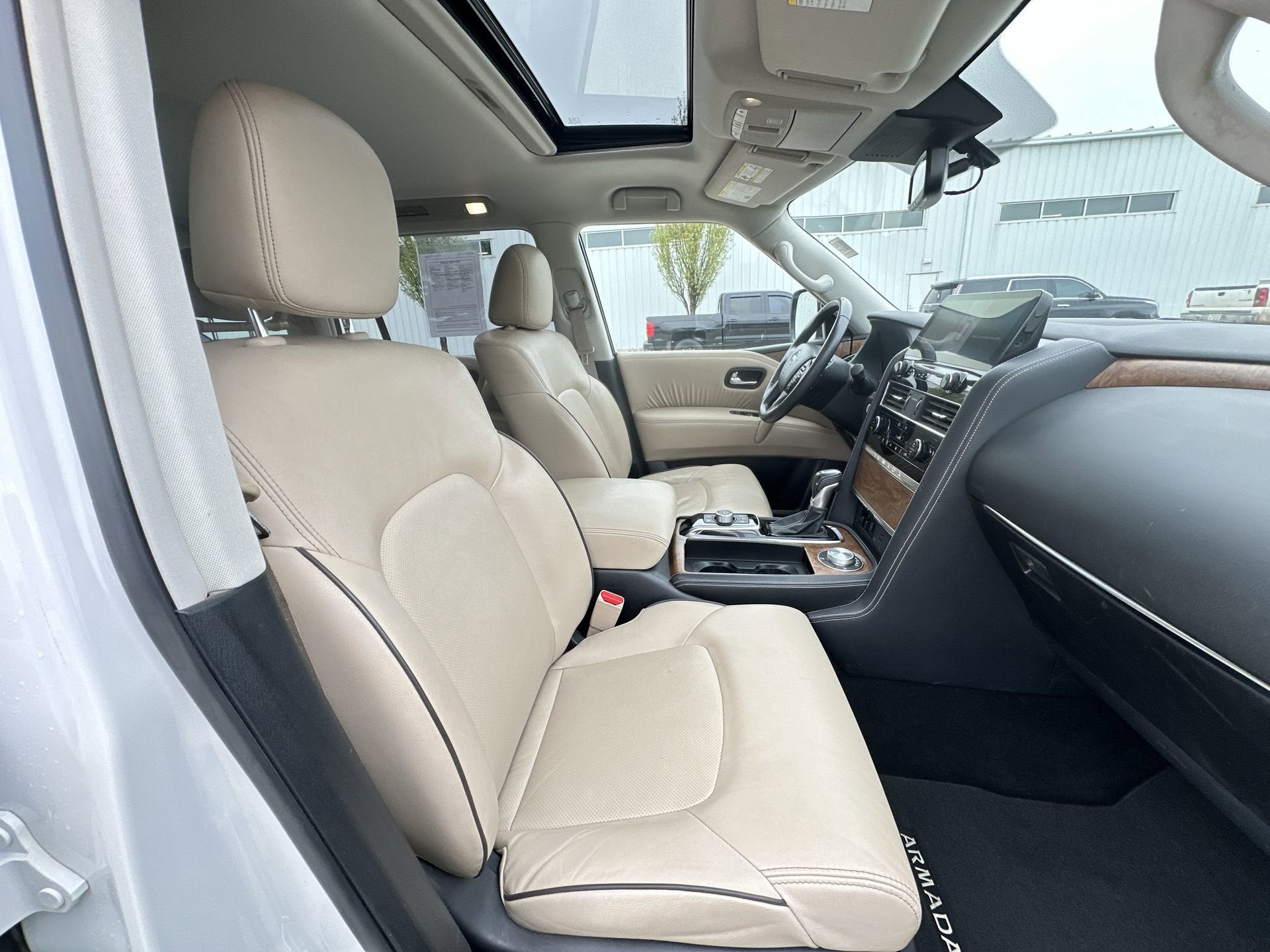 2022 Nissan Armada SL