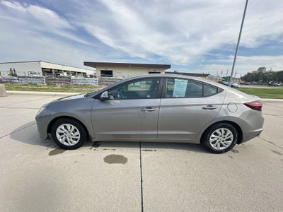 2020 Hyundai Elantra SE